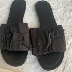 ❌sold❌NWOT The Row Black Satin Ruffled Slides 8.5